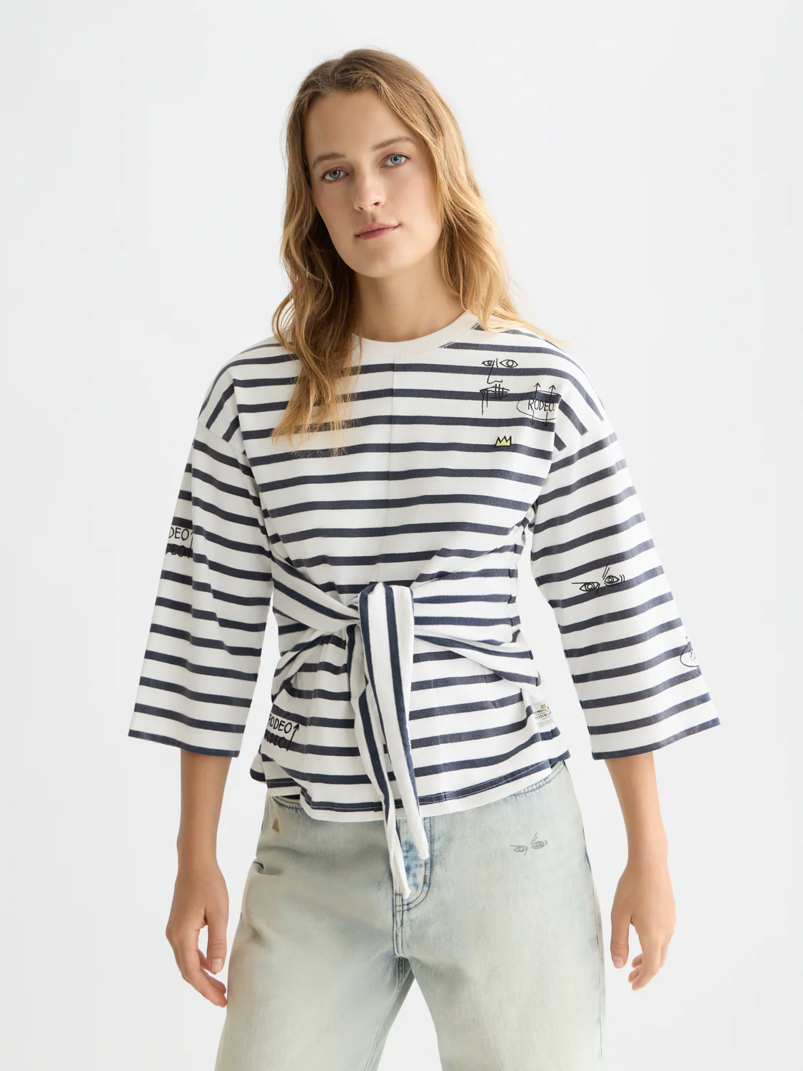 T-Shirts & Tops