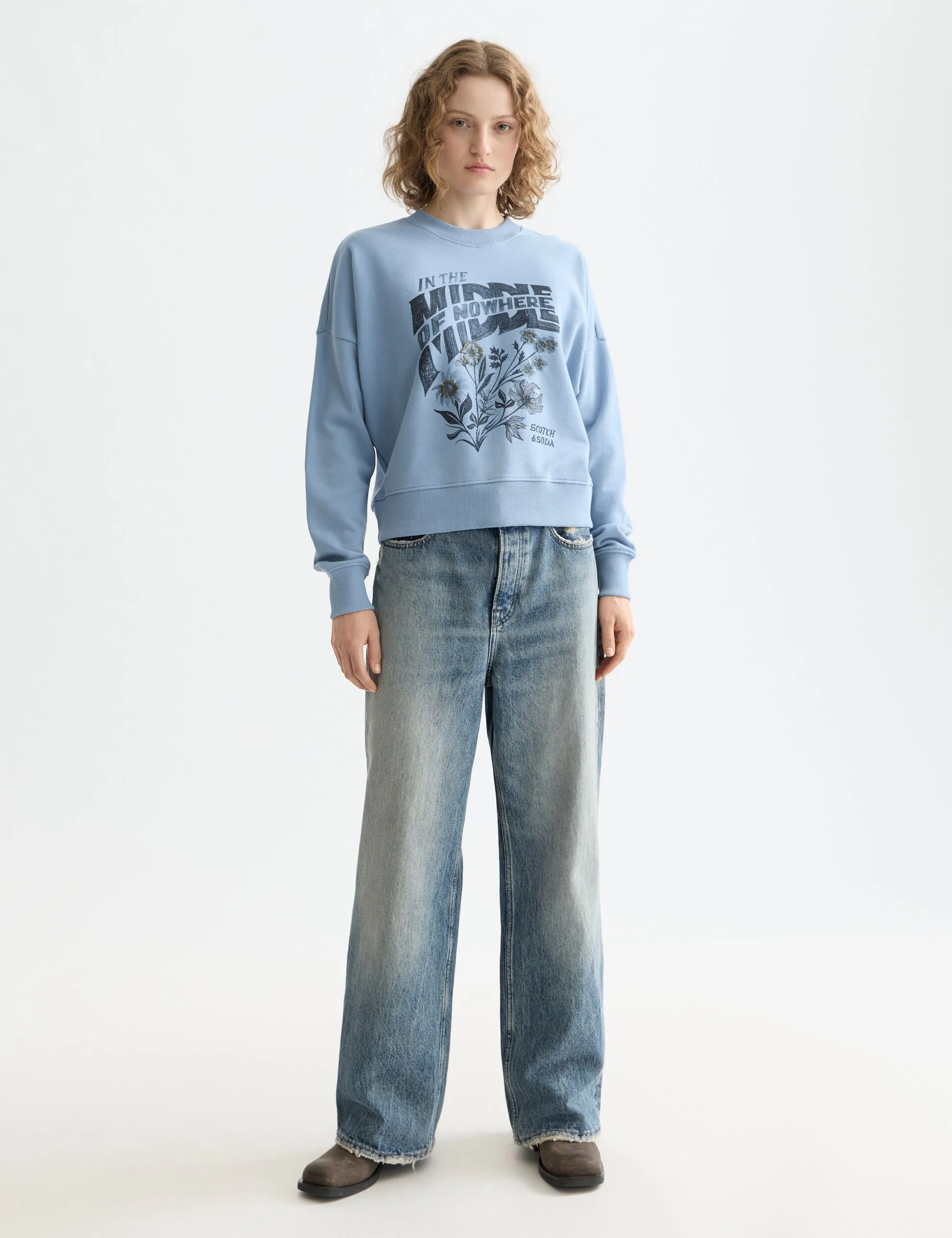 Chest artwork relaxed sweatshirt - Image 2