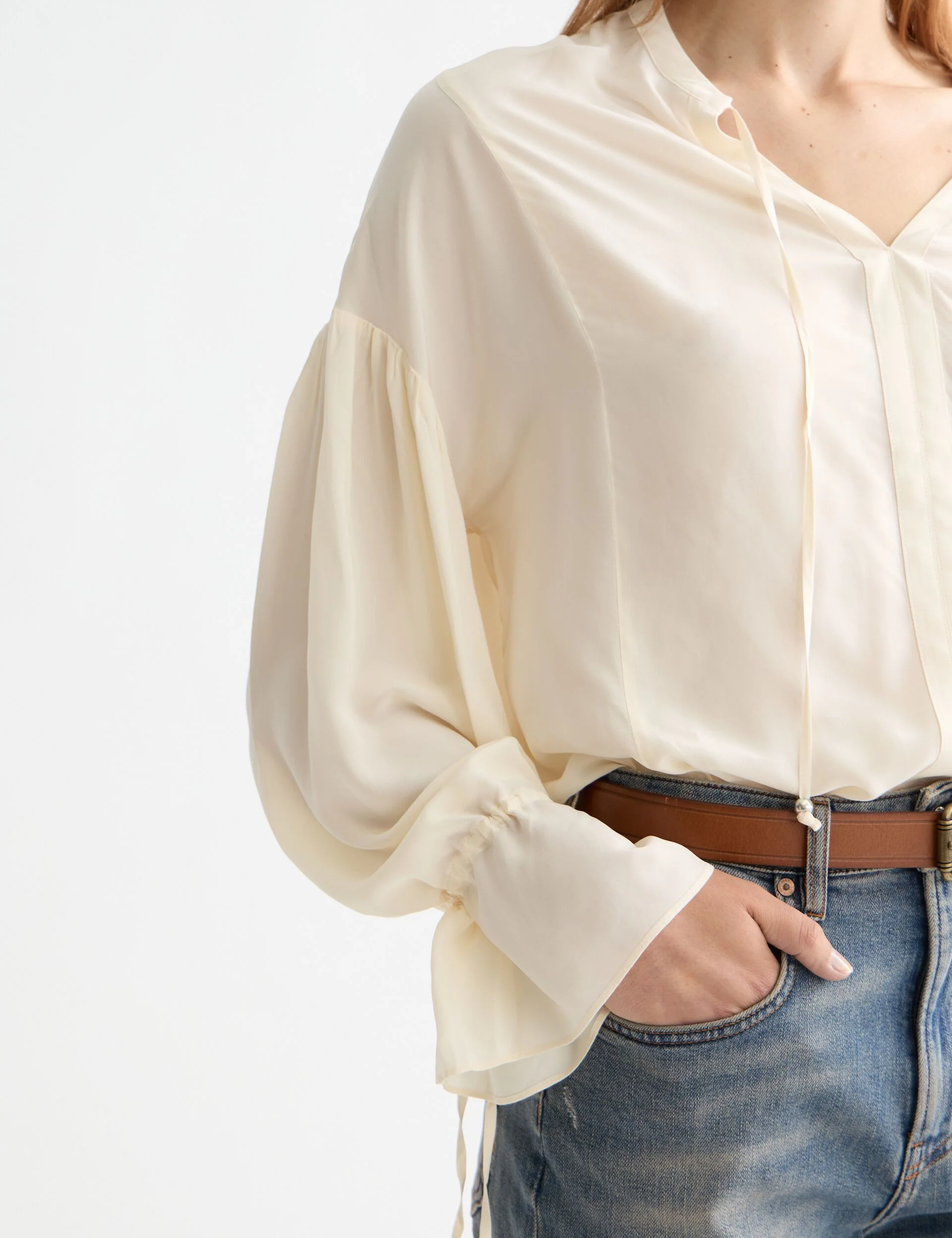 Easy top with draw string cuffs - Image 4
