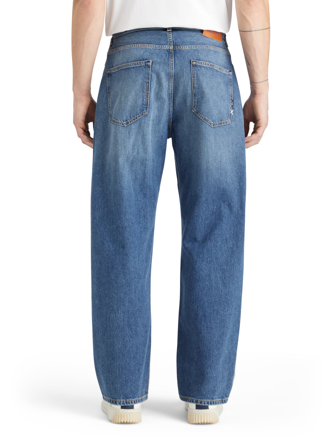 Essentials — The Pitch Loose Jeans | Bring The Blue - Image 3
