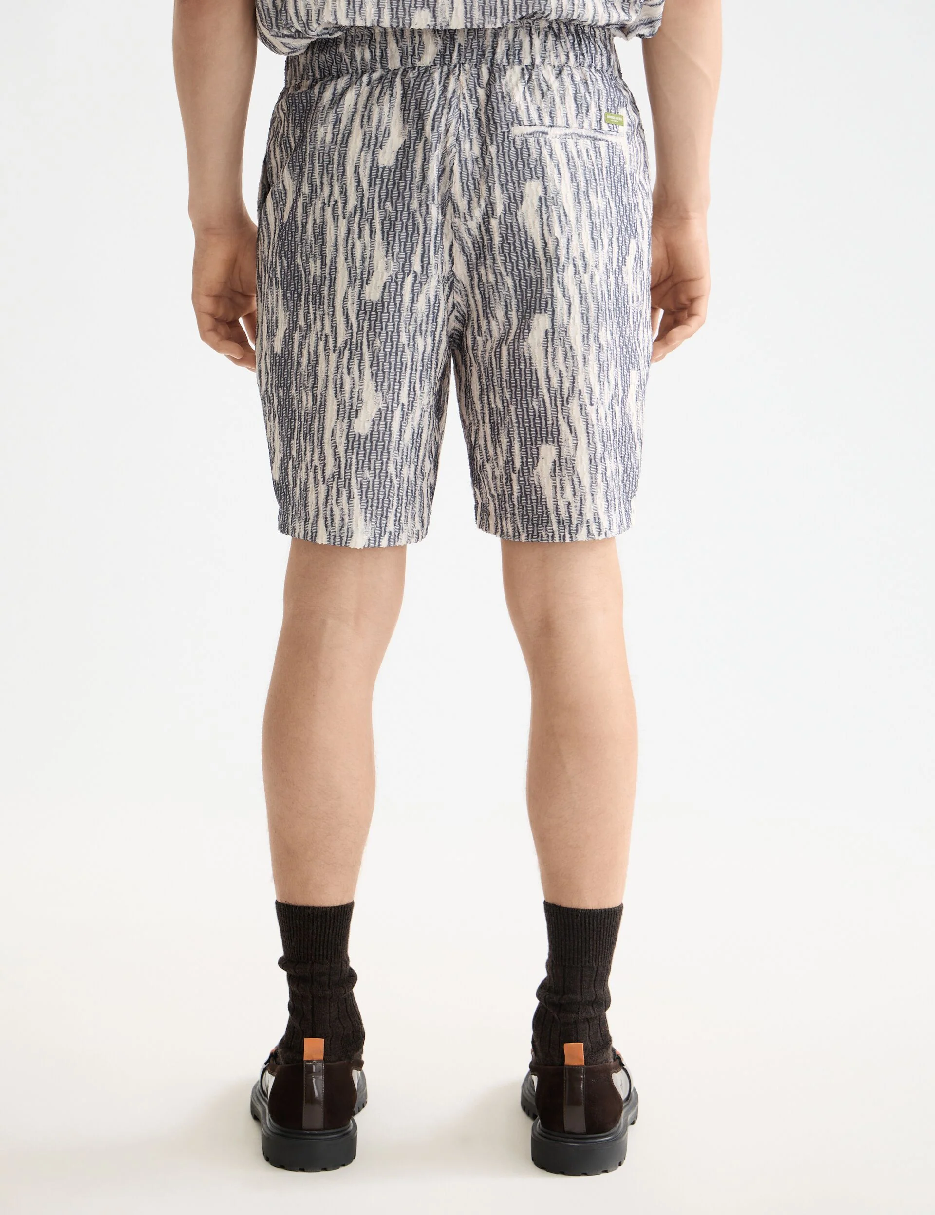 Fave - jacquard viscose-blend regular fit bermuda short - Image 3