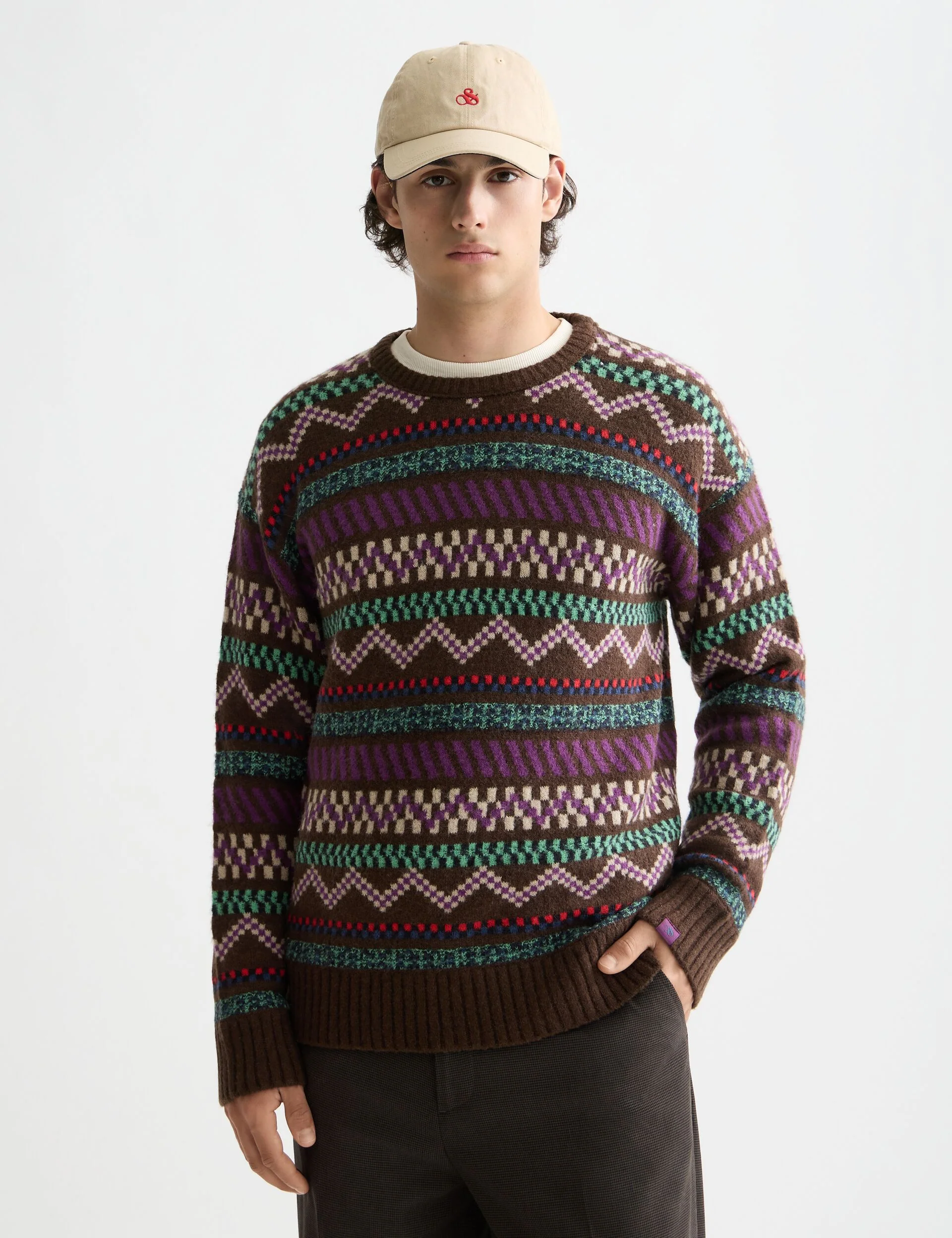 Jacquard dropped shoulder crewneck