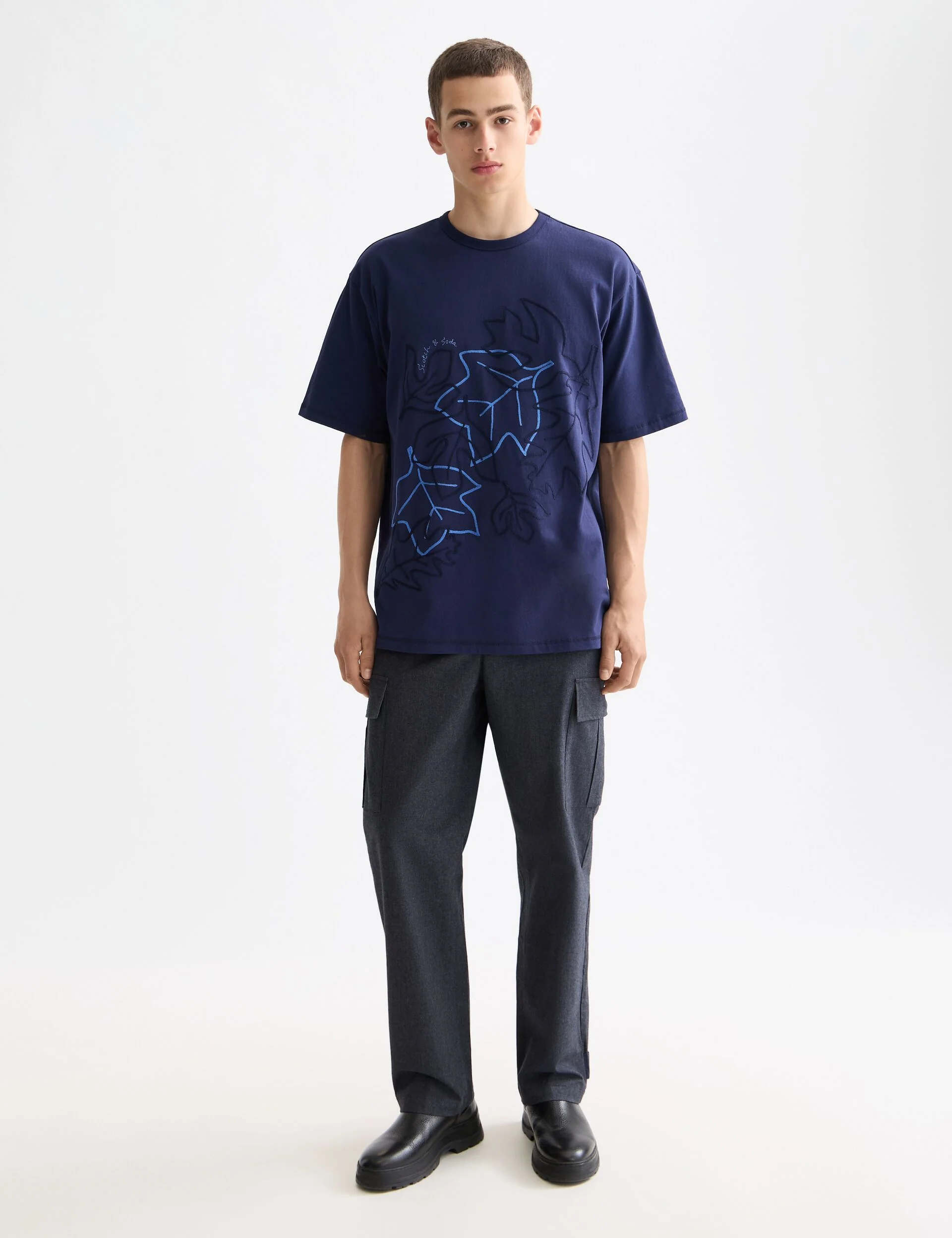 Loose fit Embroidery T-shirt - Image 2