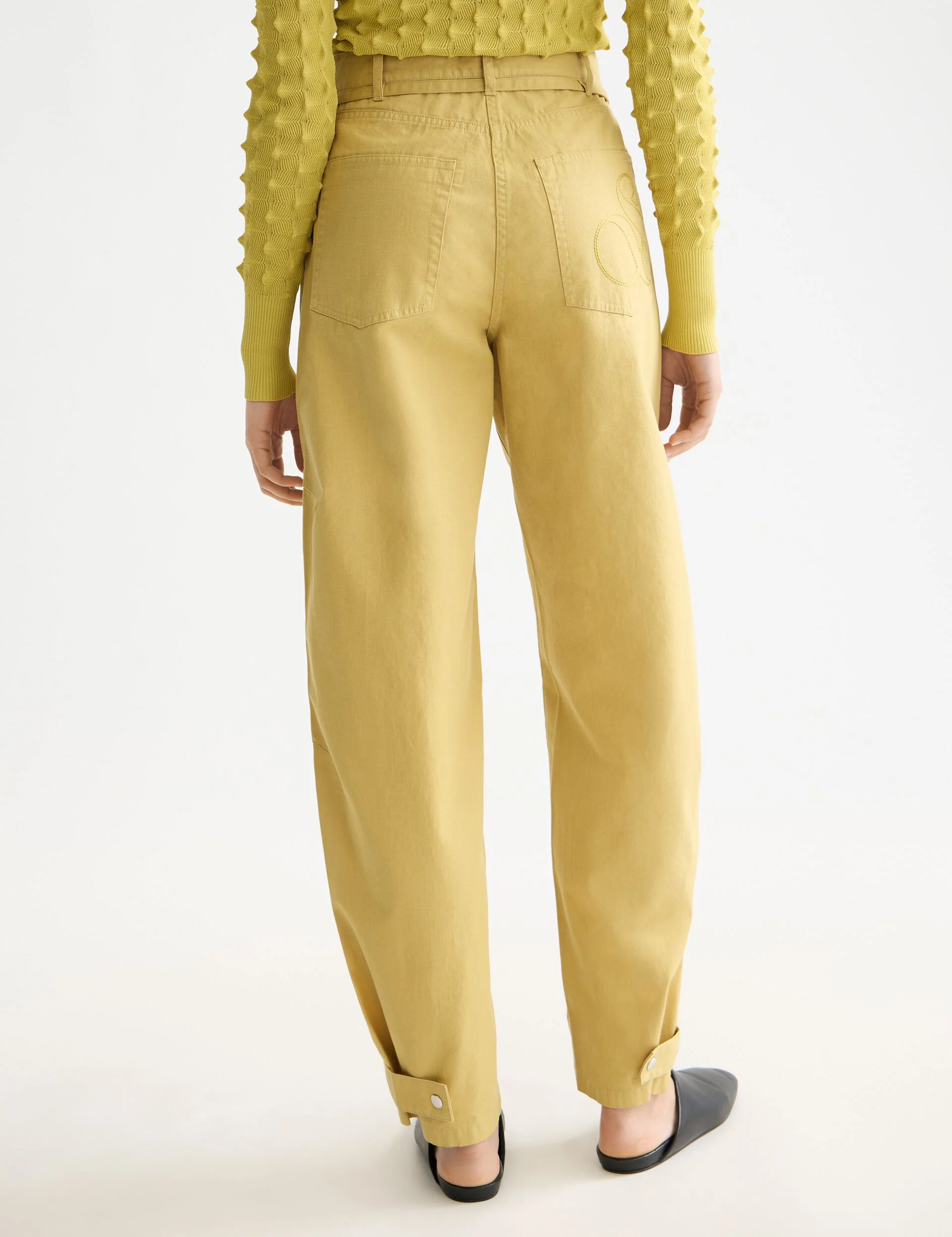 Lotus barrel leg seam detail pant - Image 3
