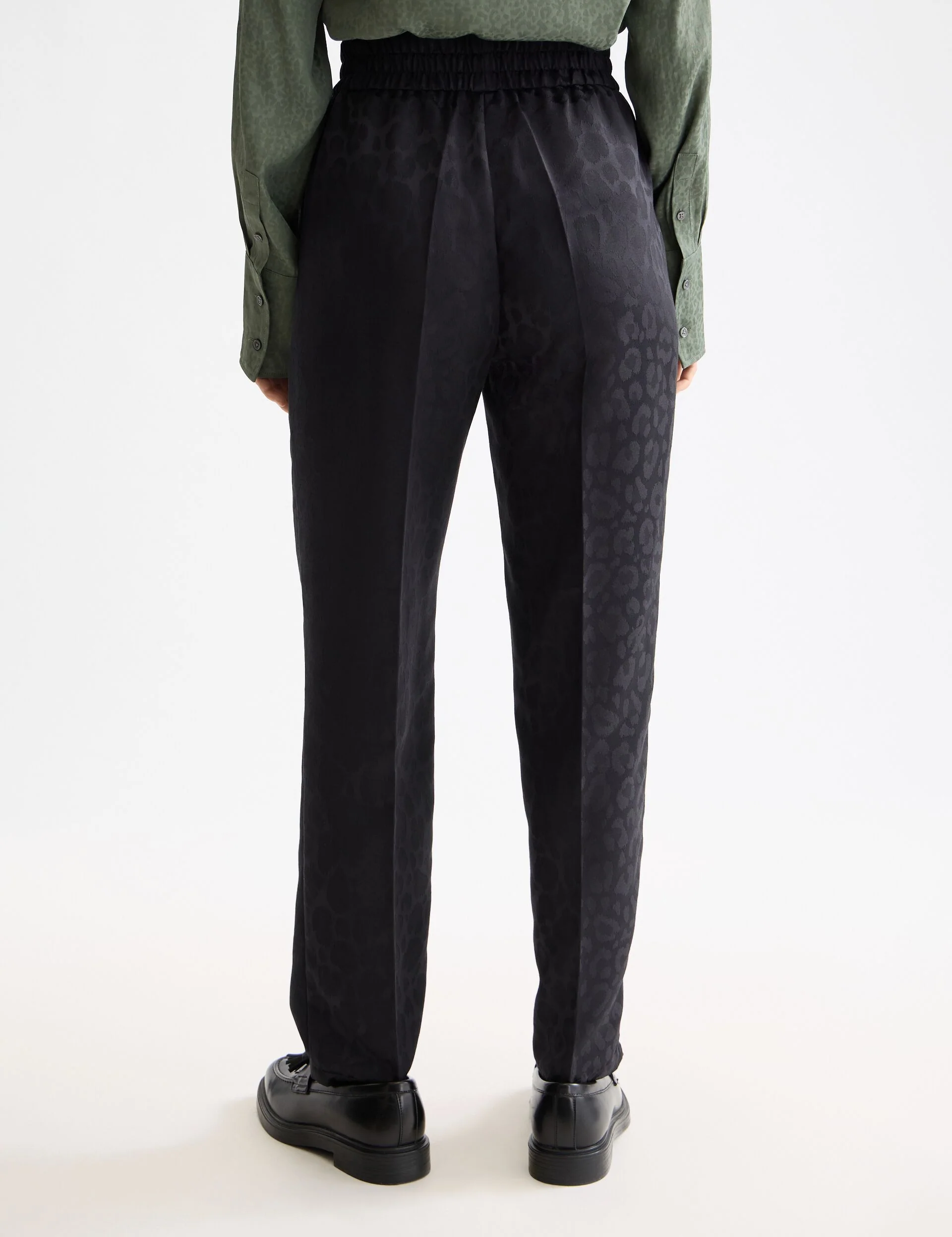 Maia - mid rise tapered leg jacquard pant - Image 3