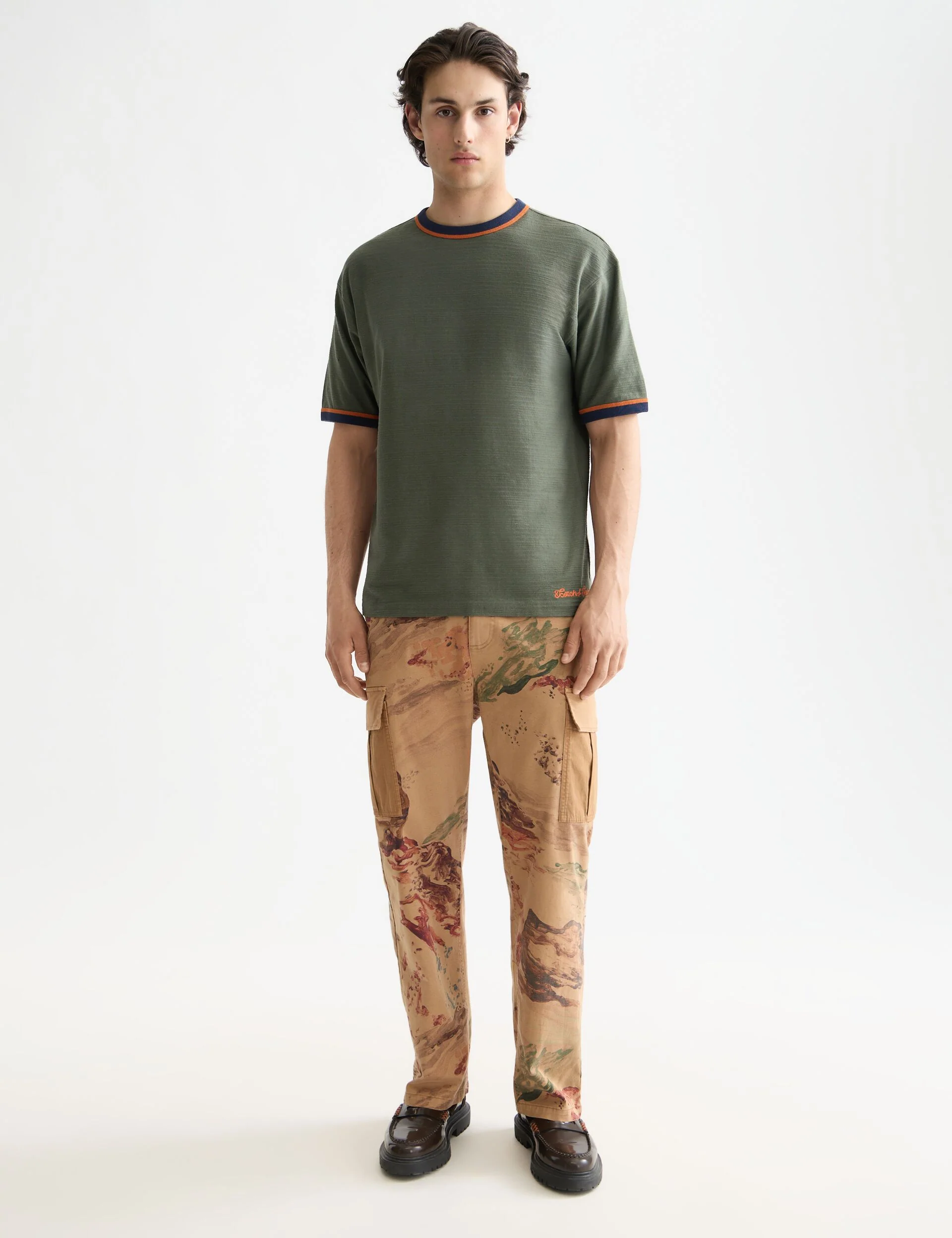 Relaxed Fit Bound Neckline T-shirt - Image 2