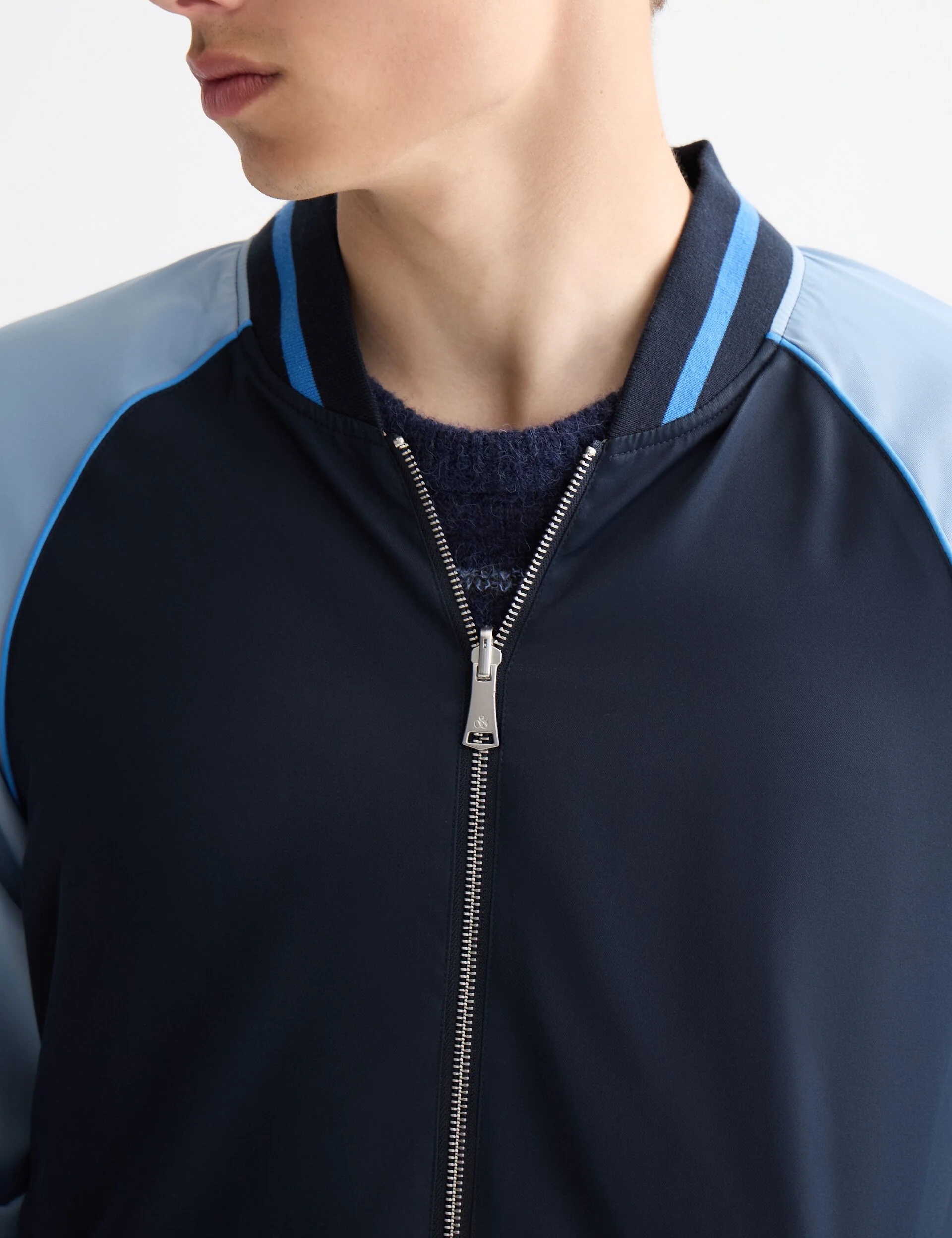 Reversible bomber - Image 4