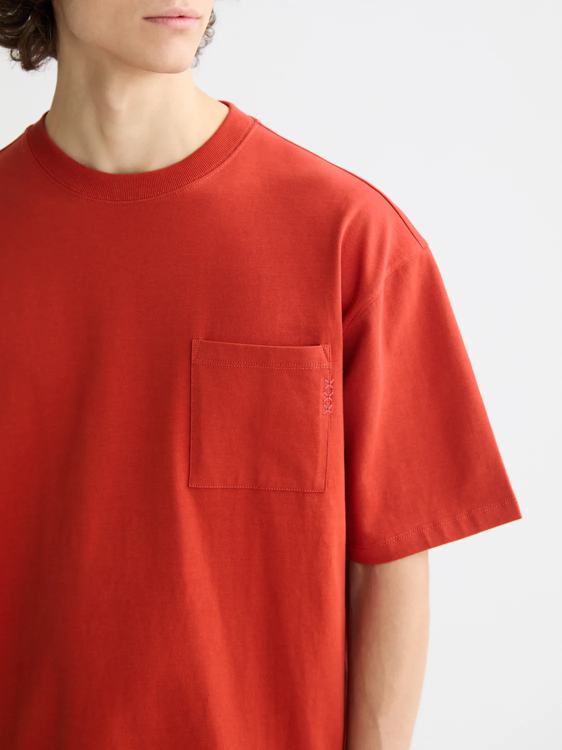 Seasonal Core - Loose-Fit 3 Crosses Pocket T-Shirt - Image 3