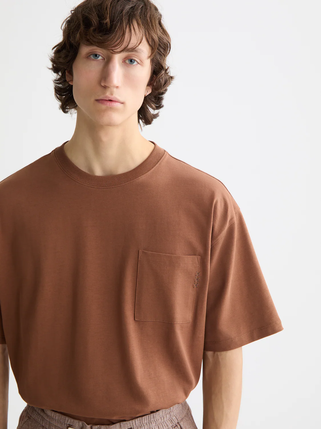 Seasonal Core - Loose-Fit 3 Crosses Pocket T-Shirt - Image 4