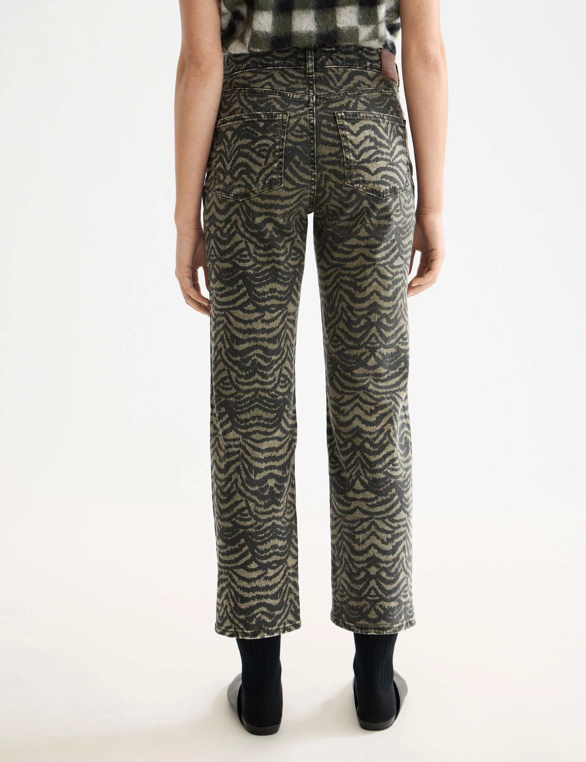 The Sky allover print straight jeans — Ikat Feather - Image 3