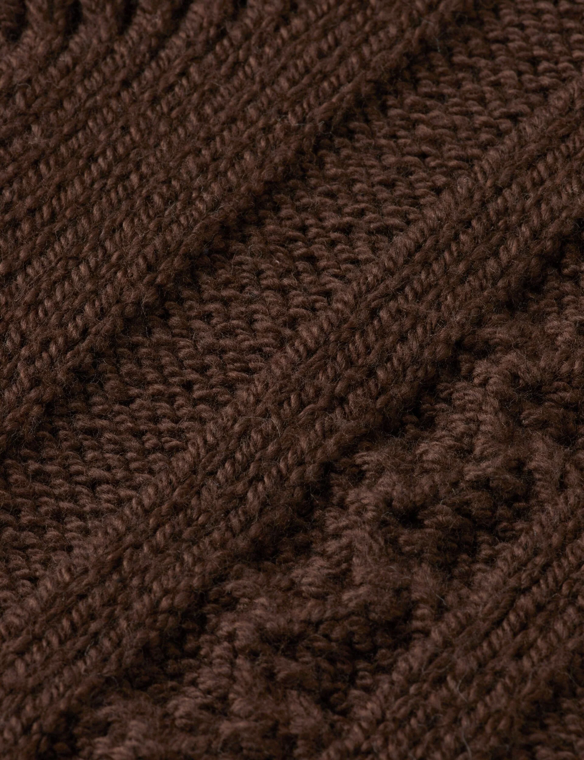 V-Neck chunky cable loose fit pullover - Image 6
